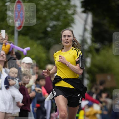 30.08.2026 - Blankeneser Heldenlauf Patografie http://msf.ph/oto/10087875 30.08.2026 11:34:50 Ziel 2806, 2849 meine-sportfotos.de