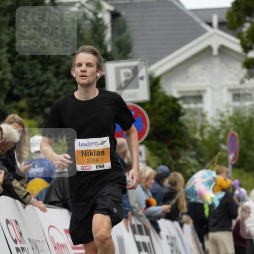 30.08.2026 - Blankeneser Heldenlauf Patografie http://msf.ph/oto/10087900 30.08.2026 11:35:01 Ziel 2359 meine-sportfotos.de