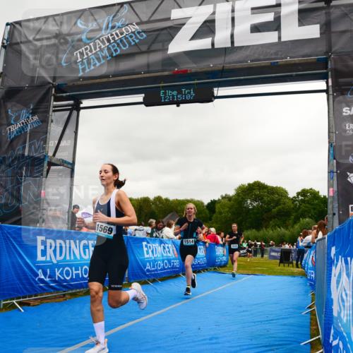30.08.2026 - Elbe Triathlon Hamburg LAZAROV Photography http://msf.ph/oto/10087932 30.08.2026 12:15:08 Ziel 1512, 1514, 1535, 1569 meine-sportfotos.de