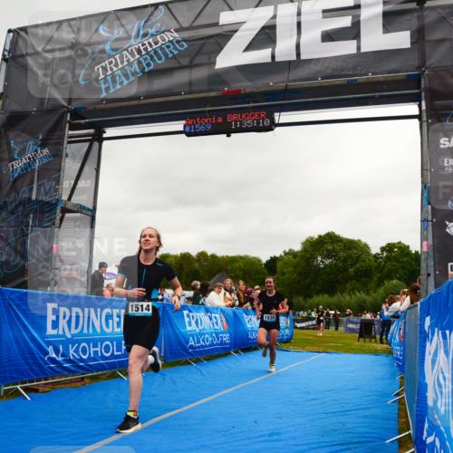 30.08.2026 - Elbe Triathlon Hamburg LAZAROV Photography http://msf.ph/oto/10087941 30.08.2026 12:15:09 Ziel 1512, 1514, 1535, 1569 meine-sportfotos.de