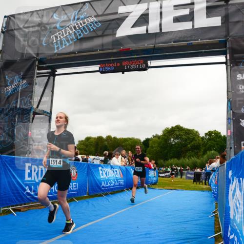 30.08.2026 - Elbe Triathlon Hamburg LAZAROV Photography http://msf.ph/oto/10087943 30.08.2026 12:15:09 Ziel 1512, 1514, 1535, 1569 meine-sportfotos.de