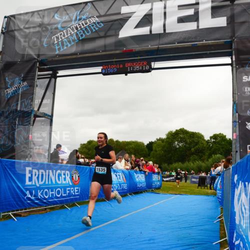 30.08.2026 - Elbe Triathlon Hamburg LAZAROV Photography http://msf.ph/oto/10087951 30.08.2026 12:15:10 Ziel 1512, 1514, 1535, 1569 meine-sportfotos.de