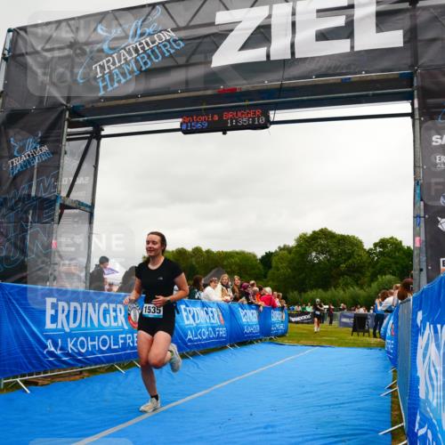 30.08.2026 - Elbe Triathlon Hamburg LAZAROV Photography http://msf.ph/oto/10087953 30.08.2026 12:15:10 Ziel 1512, 1514, 1535, 1569 meine-sportfotos.de