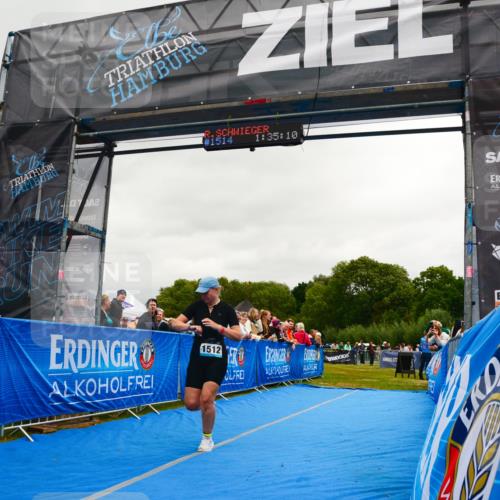 30.08.2026 - Elbe Triathlon Hamburg LAZAROV Photography http://msf.ph/oto/10087963 30.08.2026 12:15:16 Ziel 1512 meine-sportfotos.de