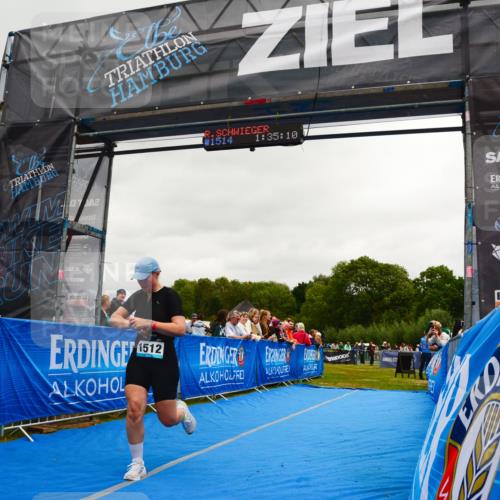 30.08.2026 - Elbe Triathlon Hamburg LAZAROV Photography http://msf.ph/oto/10087967 30.08.2026 12:15:16 Ziel 1512 meine-sportfotos.de