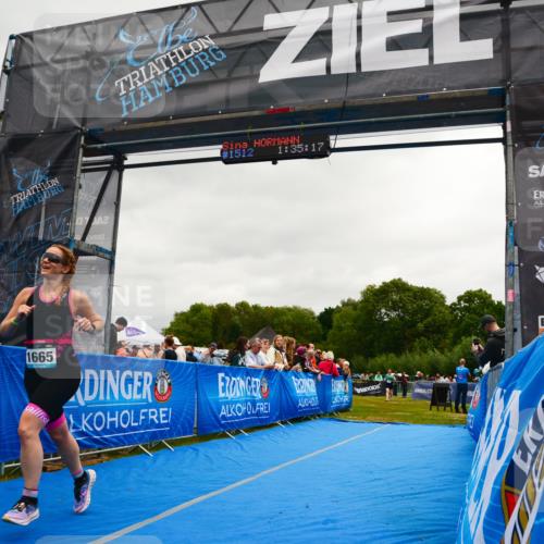 30.08.2026 - Elbe Triathlon Hamburg LAZAROV Photography http://msf.ph/oto/10087982 30.08.2026 12:15:27 Ziel 1665 meine-sportfotos.de