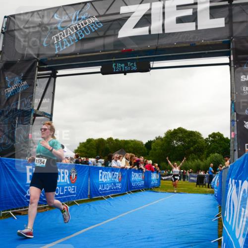 30.08.2026 - Elbe Triathlon Hamburg LAZAROV Photography http://msf.ph/oto/10087996 30.08.2026 12:15:37 Ziel 1498, 1554 meine-sportfotos.de