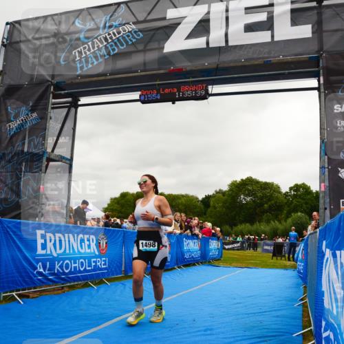 30.08.2026 - Elbe Triathlon Hamburg LAZAROV Photography http://msf.ph/oto/10088007 30.08.2026 12:15:41 Ziel 1498, 1554 meine-sportfotos.de