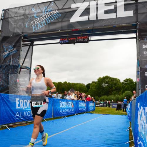 30.08.2026 - Elbe Triathlon Hamburg LAZAROV Photography http://msf.ph/oto/10088012 30.08.2026 12:15:42 Ziel 1498 meine-sportfotos.de