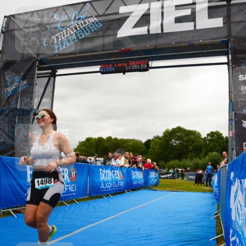 30.08.2026 - Elbe Triathlon Hamburg LAZAROV Photography http://msf.ph/oto/10088013 30.08.2026 12:15:42 Ziel 1498 meine-sportfotos.de
