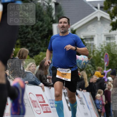 30.08.2026 - Blankeneser Heldenlauf Patografie http://msf.ph/oto/10088014 30.08.2026 11:36:07 Ziel 2053, 2774 meine-sportfotos.de