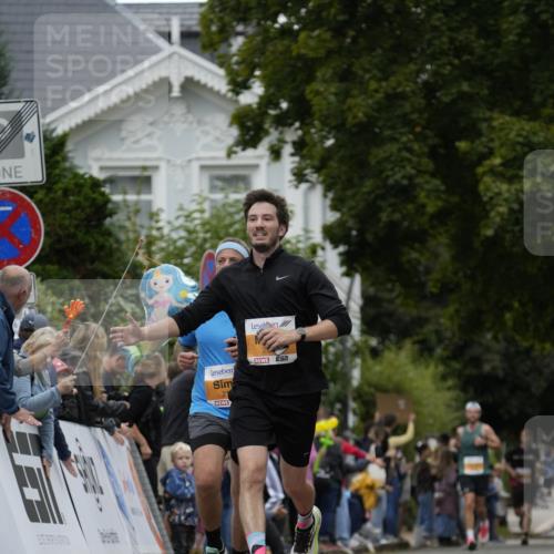 30.08.2026 - Blankeneser Heldenlauf Patografie http://msf.ph/oto/10088061 30.08.2026 11:37:00 Ziel 2163, 2654 meine-sportfotos.de