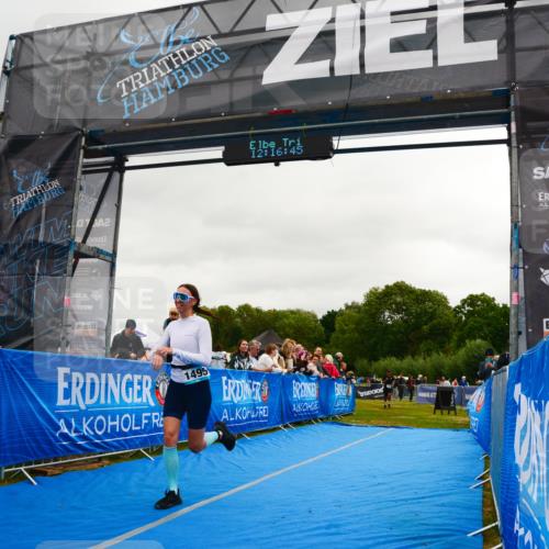 30.08.2026 - Elbe Triathlon Hamburg LAZAROV Photography http://msf.ph/oto/10088064 30.08.2026 12:16:47 Ziel 1482, 1495 meine-sportfotos.de