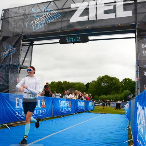 30.08.2026 - Elbe Triathlon Hamburg LAZAROV Photography http://msf.ph/oto/10088068 30.08.2026 12:16:47 Ziel 1482, 1495 meine-sportfotos.de