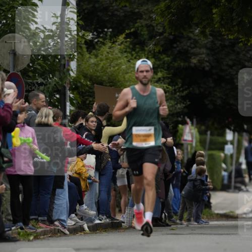 30.08.2026 - Blankeneser Heldenlauf Patografie http://msf.ph/oto/10088072 30.08.2026 11:37:04 Ziel 2163, 2654 meine-sportfotos.de