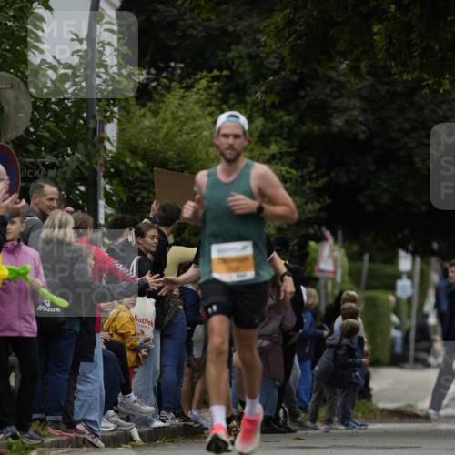 30.08.2026 - Blankeneser Heldenlauf Patografie http://msf.ph/oto/10088074 30.08.2026 11:37:05 Ziel 2163, 2654 meine-sportfotos.de