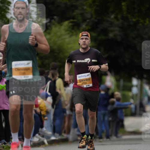 30.08.2026 - Blankeneser Heldenlauf Patografie http://msf.ph/oto/10088084 30.08.2026 11:37:08 Ziel 2163, 2335, 2390, 2654 meine-sportfotos.de