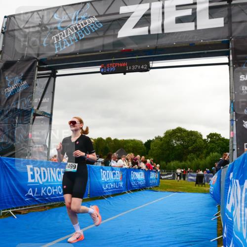 30.08.2026 - Elbe Triathlon Hamburg LAZAROV Photography http://msf.ph/oto/10088125 30.08.2026 12:17:41 Ziel 1499 meine-sportfotos.de