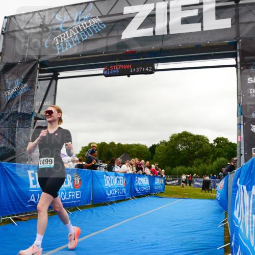 30.08.2026 - Elbe Triathlon Hamburg LAZAROV Photography http://msf.ph/oto/10088127 30.08.2026 12:17:41 Ziel 1499 meine-sportfotos.de
