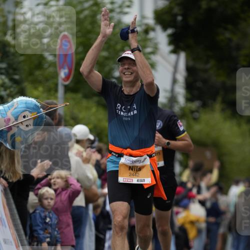 30.08.2026 - Blankeneser Heldenlauf Patografie http://msf.ph/oto/10088133 30.08.2026 11:37:41 Ziel 2346, 2442 meine-sportfotos.de