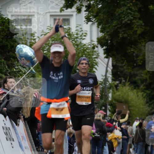 30.08.2026 - Blankeneser Heldenlauf Patografie http://msf.ph/oto/10088136 30.08.2026 11:37:42 Ziel 2346, 2442 meine-sportfotos.de