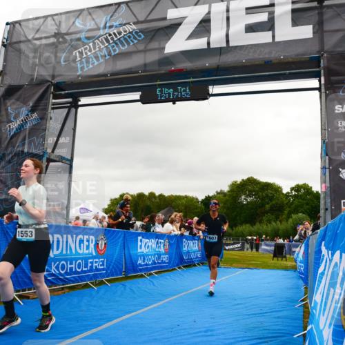 30.08.2026 - Elbe Triathlon Hamburg LAZAROV Photography http://msf.ph/oto/10088138 30.08.2026 12:17:53 Ziel 1351, 1553, 1607 meine-sportfotos.de