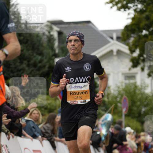 30.08.2026 - Blankeneser Heldenlauf Patografie http://msf.ph/oto/10088145 30.08.2026 11:37:46 Ziel 2346, 2442, 2920 meine-sportfotos.de