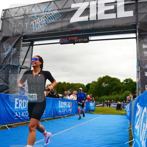 30.08.2026 - Elbe Triathlon Hamburg LAZAROV Photography http://msf.ph/oto/10088154 30.08.2026 12:17:54 Ziel 1351, 1553, 1607 meine-sportfotos.de