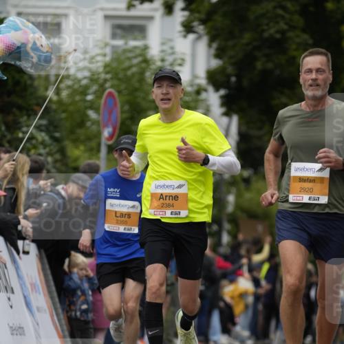 30.08.2026 - Blankeneser Heldenlauf Patografie http://msf.ph/oto/10088155 30.08.2026 11:37:51 Ziel 2024, 2346, 2355, 2384, 2920 meine-sportfotos.de