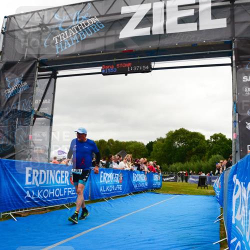 30.08.2026 - Elbe Triathlon Hamburg LAZAROV Photography http://msf.ph/oto/10088158 30.08.2026 12:17:56 Ziel 1351, 1553, 1607 meine-sportfotos.de