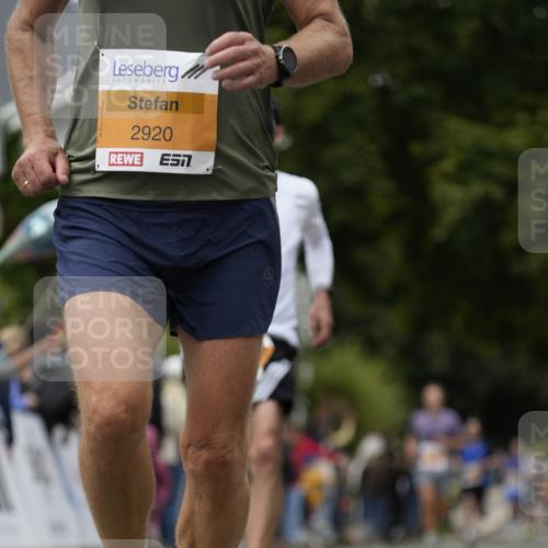 30.08.2026 - Blankeneser Heldenlauf Patografie http://msf.ph/oto/10088164 30.08.2026 11:37:54 Ziel 2024, 2355, 2384, 2920 meine-sportfotos.de