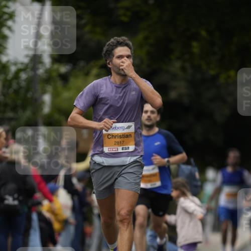 30.08.2026 - Blankeneser Heldenlauf Patografie http://msf.ph/oto/10088168 30.08.2026 11:37:58 Ziel 2024, 2355, 2384, 2740, 2817, 2920 meine-sportfotos.de