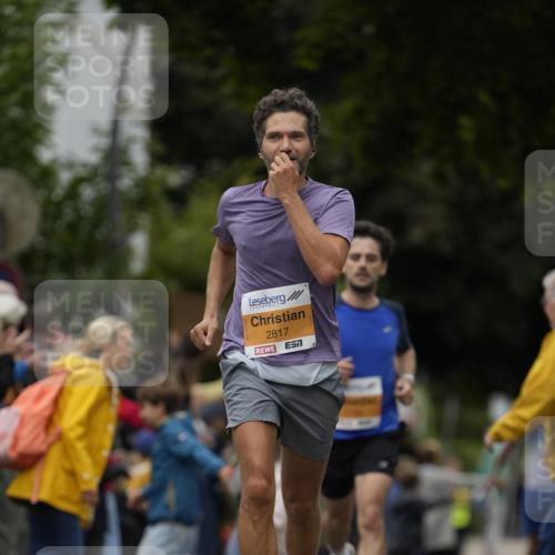 30.08.2026 - Blankeneser Heldenlauf Patografie http://msf.ph/oto/10088170 30.08.2026 11:37:58 Ziel 2024, 2355, 2384, 2740, 2817, 2920 meine-sportfotos.de