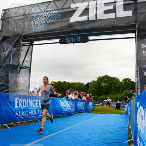30.08.2026 - Elbe Triathlon Hamburg LAZAROV Photography http://msf.ph/oto/10088198 30.08.2026 12:18:38 Ziel 1530, 1601 meine-sportfotos.de