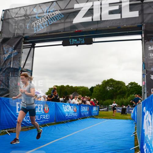 30.08.2026 - Elbe Triathlon Hamburg LAZAROV Photography http://msf.ph/oto/10088202 30.08.2026 12:18:38 Ziel 1530, 1601 meine-sportfotos.de