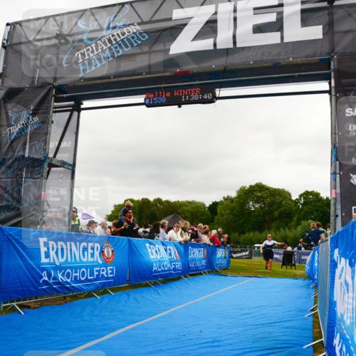 30.08.2026 - Elbe Triathlon Hamburg LAZAROV Photography http://msf.ph/oto/10088213 30.08.2026 12:18:39 Ziel 1530, 1601 meine-sportfotos.de