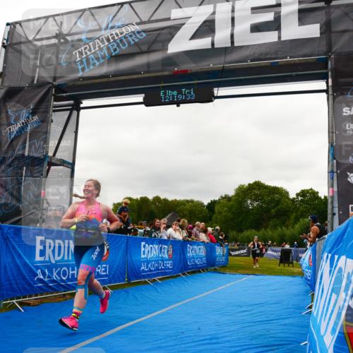 30.08.2026 - Elbe Triathlon Hamburg LAZAROV Photography http://msf.ph/oto/10088230 30.08.2026 12:19:34 Ziel 1504, 1623 meine-sportfotos.de