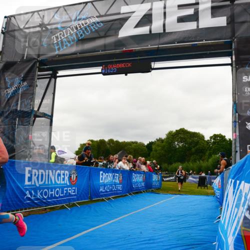 30.08.2026 - Elbe Triathlon Hamburg LAZAROV Photography http://msf.ph/oto/10088236 30.08.2026 12:19:34 Ziel 1504, 1623 meine-sportfotos.de