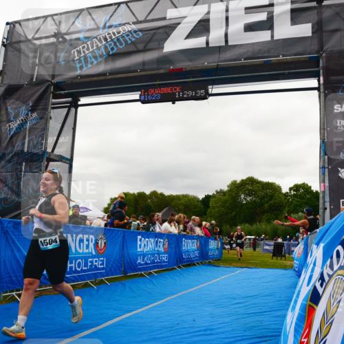 30.08.2026 - Elbe Triathlon Hamburg LAZAROV Photography http://msf.ph/oto/10088247 30.08.2026 12:19:39 Ziel 1504, 1694 meine-sportfotos.de