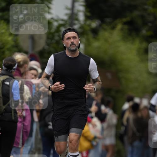 30.08.2026 - Blankeneser Heldenlauf Patografie http://msf.ph/oto/10088249 30.08.2026 11:38:46 Ziel 2043, 2655 meine-sportfotos.de