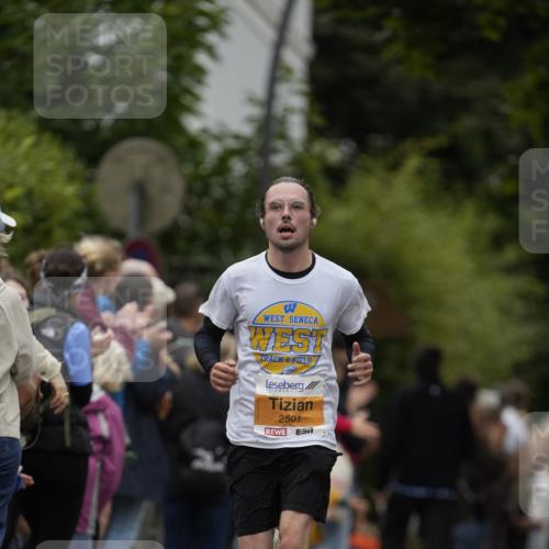 30.08.2026 - Blankeneser Heldenlauf Patografie http://msf.ph/oto/10088256 30.08.2026 11:38:51 Ziel 2043, 2591, 2655 meine-sportfotos.de