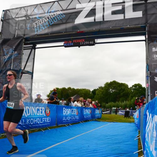 30.08.2026 - Elbe Triathlon Hamburg LAZAROV Photography http://msf.ph/oto/10088261 30.08.2026 12:19:45 Ziel 1694 meine-sportfotos.de
