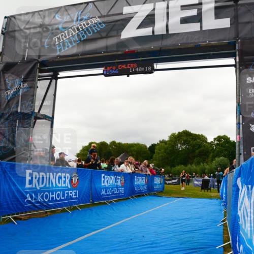 30.08.2026 - Elbe Triathlon Hamburg LAZAROV Photography http://msf.ph/oto/10088285 30.08.2026 12:20:18 Ziel 1541, 1566, 1635 meine-sportfotos.de