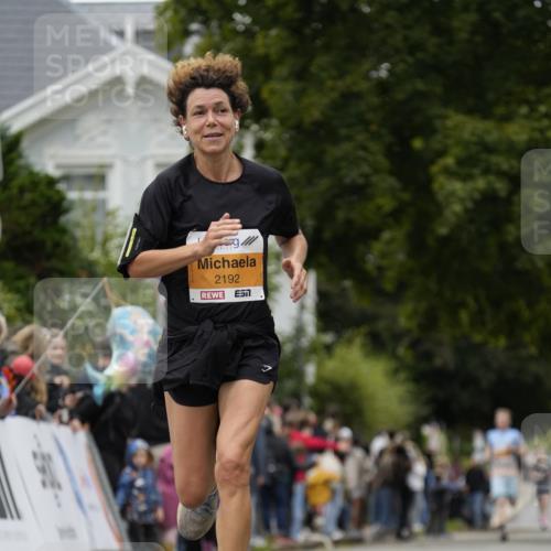 30.08.2026 - Blankeneser Heldenlauf Patografie http://msf.ph/oto/10088327 30.08.2026 11:39:22 Ziel 2192, 2207, 2643, 2743 meine-sportfotos.de