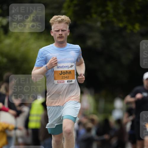 30.08.2026 - Blankeneser Heldenlauf Patografie http://msf.ph/oto/10088339 30.08.2026 11:39:29 Ziel 2342 meine-sportfotos.de
