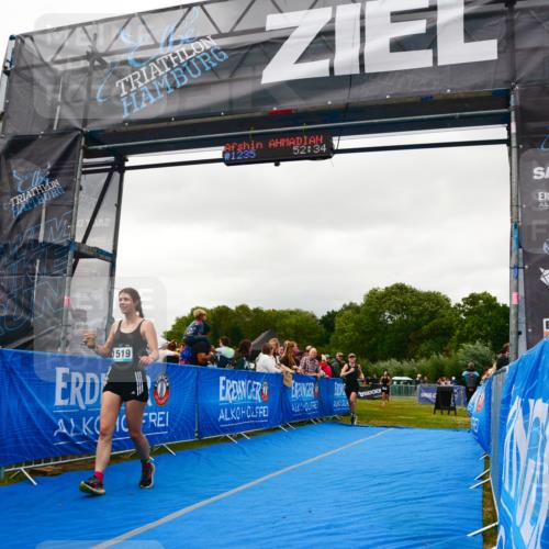 30.08.2026 - Elbe Triathlon Hamburg LAZAROV Photography http://msf.ph/oto/10088359 30.08.2026 12:21:47 Ziel 1235, 1519, 1546, 1606 meine-sportfotos.de