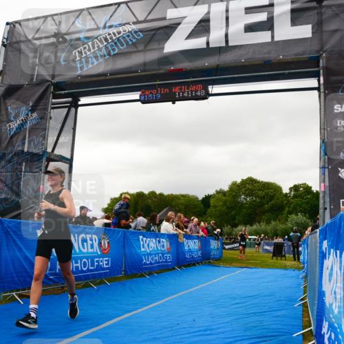 30.08.2026 - Elbe Triathlon Hamburg LAZAROV Photography http://msf.ph/oto/10088369 30.08.2026 12:21:50 Ziel 1519, 1546, 1606 meine-sportfotos.de