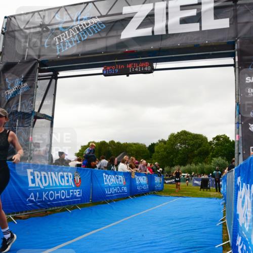 30.08.2026 - Elbe Triathlon Hamburg LAZAROV Photography http://msf.ph/oto/10088371 30.08.2026 12:21:50 Ziel 1519, 1546, 1606 meine-sportfotos.de