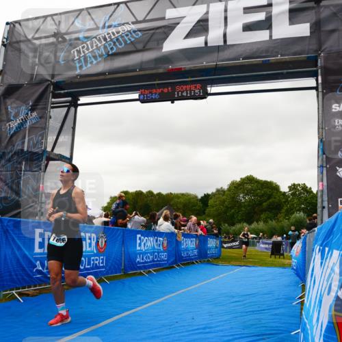 30.08.2026 - Elbe Triathlon Hamburg LAZAROV Photography http://msf.ph/oto/10088376 30.08.2026 12:21:56 Ziel 894, 1606 meine-sportfotos.de