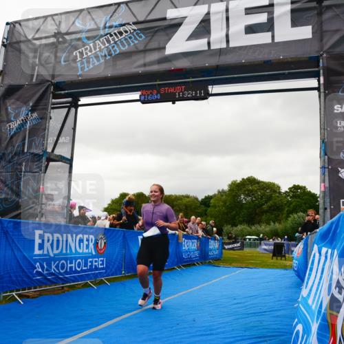 30.08.2026 - Elbe Triathlon Hamburg LAZAROV Photography http://msf.ph/oto/10088401 30.08.2026 12:22:14 Ziel 1408, 1613 meine-sportfotos.de